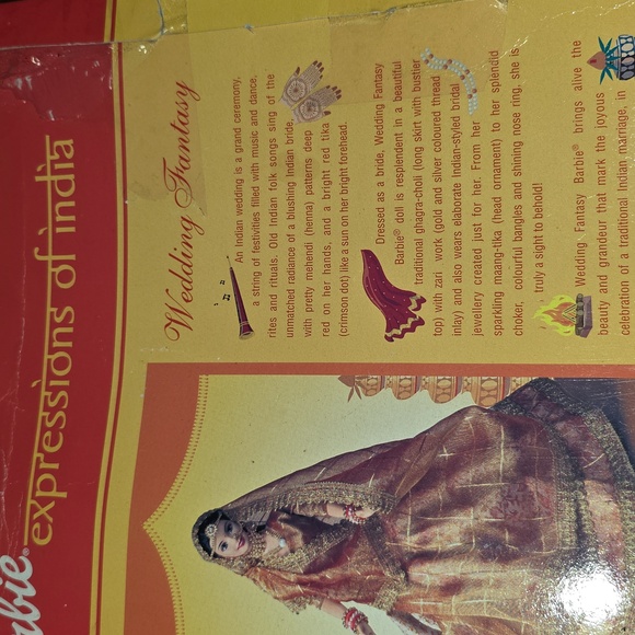 Barbie Expressions of India Doll in Red and Gold - Picture 9 of 9